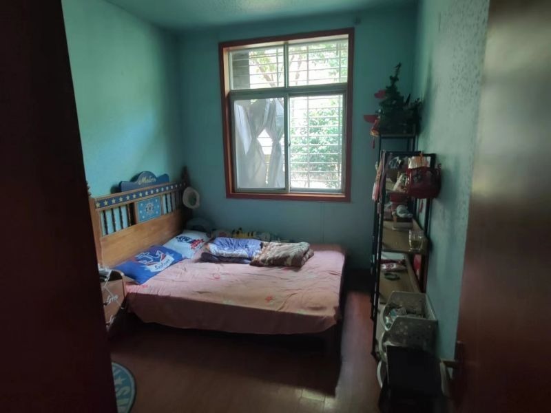 郴州市惠泽路（惠泽巷18号）惠泽园三区41栋103房法拍房图片3