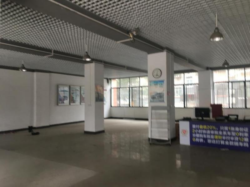 衡东县城关镇滨江公园以北（恒盛花园A9#）203室法拍房图片2