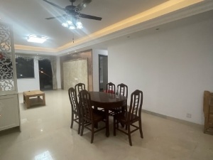 碧桂园翡翠山 4室2厅 165㎡ 整租郴州苏仙区城东租房图片