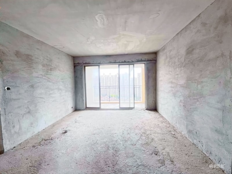 龙光城南区四期 5室2厅 118.39㎡ 毛坯_龙光城南区四期二手房卧室图片1