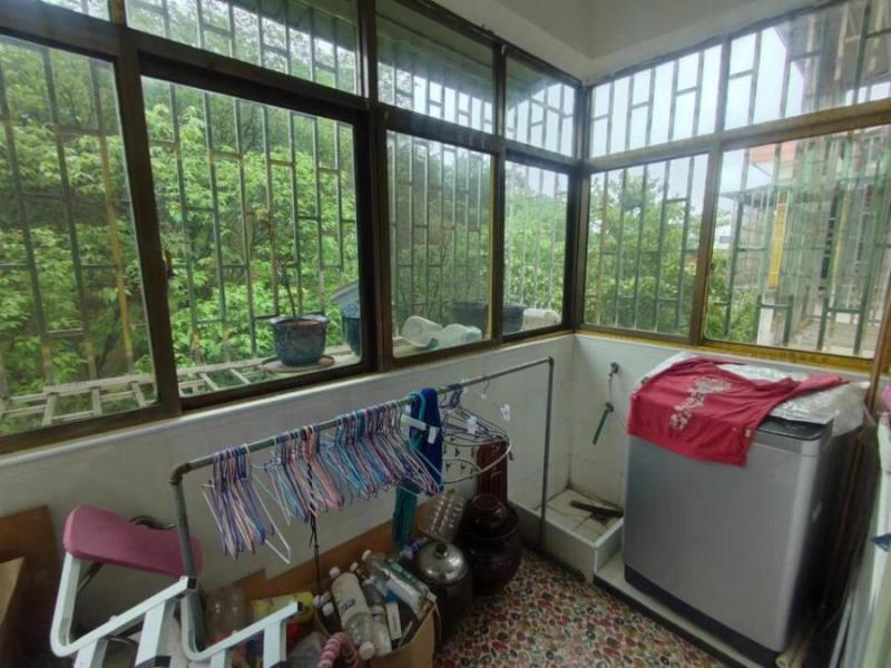 118.89平方米（资兴市兴宁镇西正街老服务公司第2栋3-702）法拍房图片4