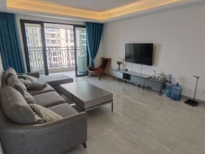 美的云熙府 4室2厅 142㎡ 整租郴州北湖区梨树山租房图片