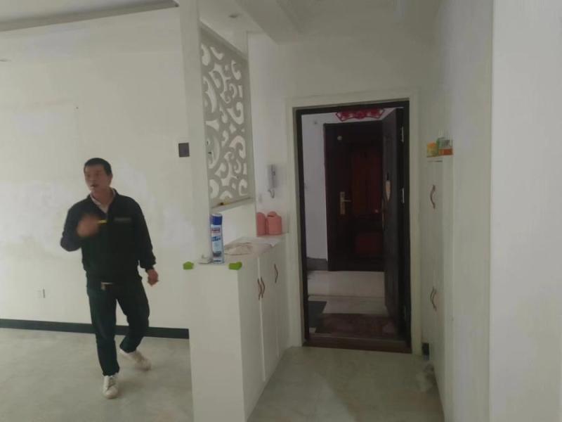 耒阳市蔡子池街道办事处聂洲居委会25组8幢702室首次拍卖法拍房图片5