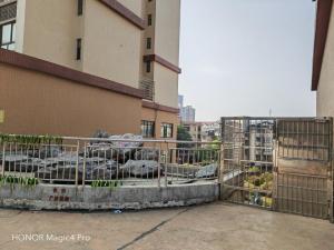 衡东县新塘镇建设沁园小区地下-2层车库215_衡阳法拍房图片