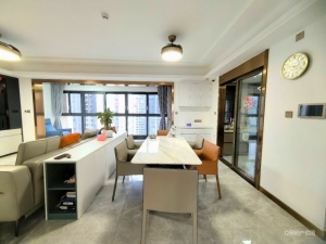 中铁诺德国际 4室2厅 140.45㎡ 精装珠海香洲区兰埔二手房图片