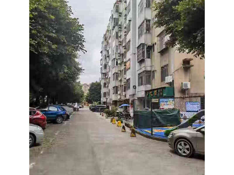 中山市坦洲镇汇翠山庄汇宜路翠竹街40幢802房法拍房图片4