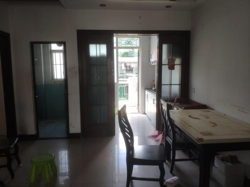 中山市火炬开发区翠岭路3号盈翠花园3幢翠榕谷A梯601房的房地产法拍房图片4