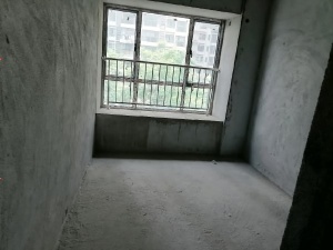 愉景新城 4室2厅 133㎡ 整租衡阳蒸湘区呆鹰岭租房图片