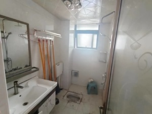 北湖水晶城 4室2厅 140㎡ 整租郴州北湖区下湄桥租房图片