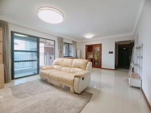 万科金域蓝湾 4室2厅 120㎡ 整租中山石岐街道张溪租房图片