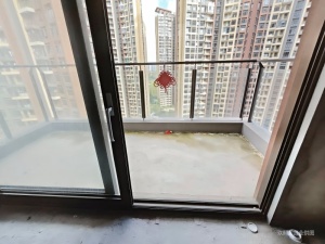 惠州星河丹堤A区 5室2厅 136.5㎡ 毛坯_惠州惠阳区南站新城二手房图片