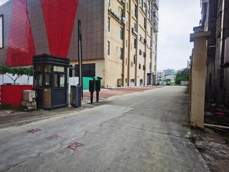 博罗县龙溪街道办龙桥大道 555号嘉鸿广场一期住宅1栋12层04房法拍房图片2