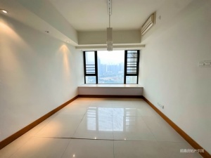 华发世纪城二期 3室2厅 139.57㎡ 精装 华发世纪城二期 3室2厅 139.57㎡ 精装珠海香洲区南湾二手房图片